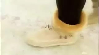 إباحية أسطورية: مشهد شرجي ومهبلي للملكة