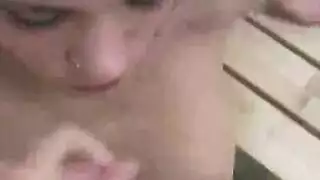 بنت تدلك بنت وتمارس الجنس البنت وتنك بنت
