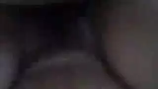 جماع لفتاة بالكاد قانونية مع إنزال داخلي