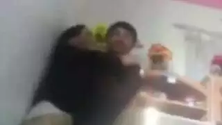 تحرش وتحسيس على الجسم ساخن