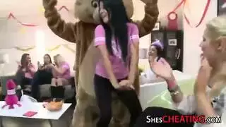 أرداف فقاعية وجنس عنيف مشهد قاتل السيدات