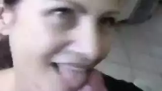 نساء ناضجات غير مدركات لممارسة جنس شرجي عنيف