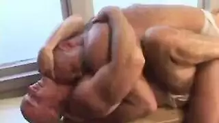 سوداني إكس إكس إكس: ضرب شرجي لمؤخرة ممتلئة