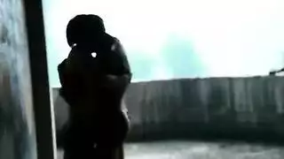 نيك لميس حوشي في منزل