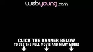 امرأة سمراء والشقراء مارس الجنس مع بعضهما البعض بشكل جيد للغاية