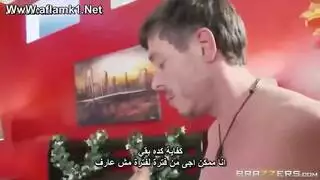 اقتحام مفاجئ يتحول إلى وضعية كلابي خشنة مع سيدة متزوجة مغرية