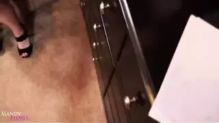 إباحية محرمة: امرأة خبيرة وشابها المتلهف