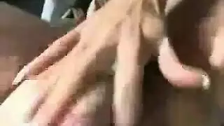 إكس إكس إكس: جنس هندي حار في دش مشبع بالبخار