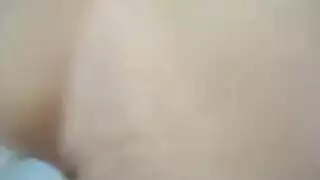 جسد كارينا الطبيعي بالكامل يُملأ بالسائل المنوي