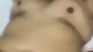 حلم صاحب الميول: بورن تقييد وانضباط صريح