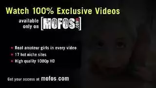 حركة زميل سكن إكس إكس إكس: جنس خشن بعد ضبطها تلعب وحدها