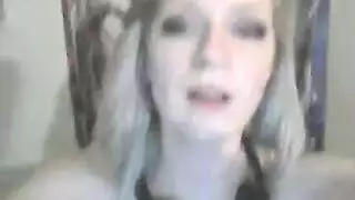 ثنائي جنسي خشن: وجه يُفْحَش مع كس وطيز