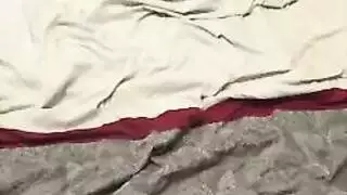 هوس القضيب السميك: مص عمود شاحب عملاق