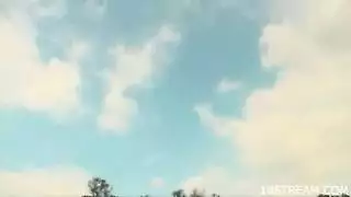 اتت الى اوروبا