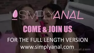 مقص سحاقي: انزلاق كس وتدليك بالأصابع