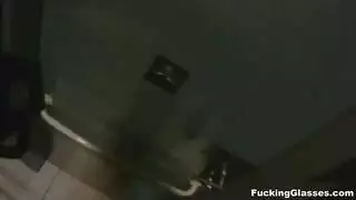 الحجرات المغلقة أبيض الجنس العامة