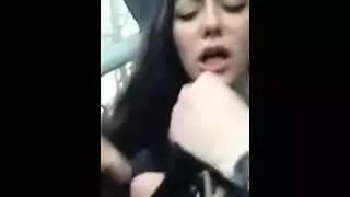 شرموطة سورية شفوية في السيارة – تنتهي بالقذف في الفم