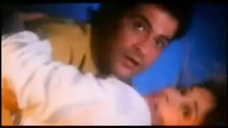 تحرش هي نائم