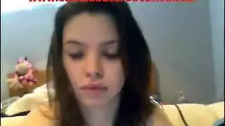 أصغر فتاة مغرورة تأخذ قضيبًا ضخمًا في المغرب