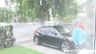 إباحية التقبيل: تقبيلها مثل عاهرة