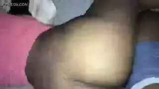 كرة القدم السمين هواة الذي يذاكر كثيرا