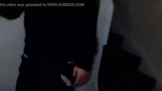 فتاة جامعية بريطانية رائعة تنزل وقذرة
