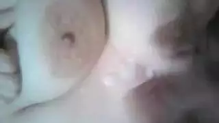 يفرغ الحليب