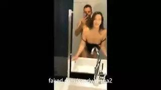 عرض كام مثيرة: فم لولو القذر على موقع إباحي مجاني