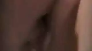 أحتاج رجل يستطيع النيك – زوجة مثيرة تجلب قضيب أسود كبير للإشباع
