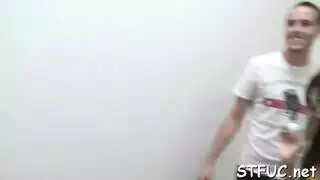 كاميرا تجسس تلتقط عاهرات مثيرات يتوسلن لجنس شرجي قاسٍ