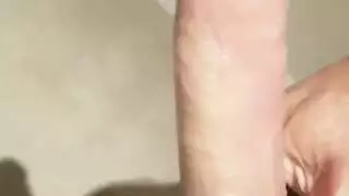 قضيب الجد الكبير يمتد للعاهرة الشقراء المتوسلة