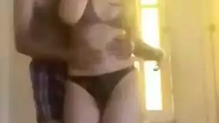 طالبه تاءه فى المزرعة قديم