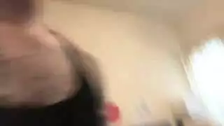 المبكر يحصل على الدودة سكس شرجي مع فتاة ممتلئة في الصباح