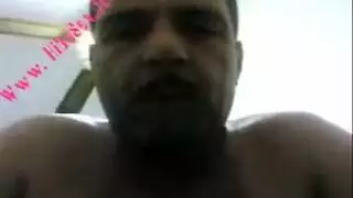 فتاة مصرية ممتلئة الجسم تنيكها رئيس القرية