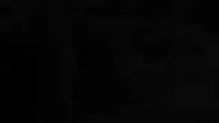 عاهرة محجبة تخون وتأخذ زب سريع في كسها المصري الضيق