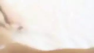 أمهات حقيقيات في الحياة تتفجر مع شركاء ممتلئين