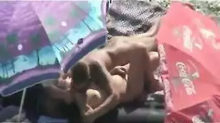 بنت مصريه مفتوحه وكسها واسع