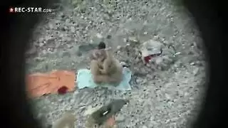 مشد في سن المراهقة مفلس شاطئ بحر