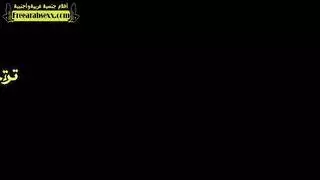 لقاء مال عشوائي: فعل في كابينة الحمام