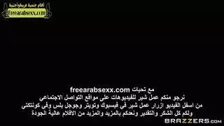 مدرب شخصي يعلم ميلف أن ترتد على قضيبه الكبير