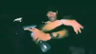 قذف في الحلق ونيك شرجي قاسي للعاهرة الشقراء كلوديا على الأريكة
