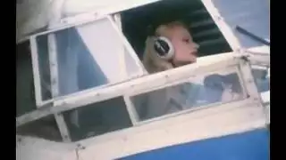 كتكوت ناضج ينزل ويتوسخ مع كل رجل تشتهيه