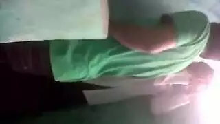 شريط جنس هاوي هندي: بلع السائل المنوي والضرب بقوة