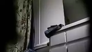 كاميرا المخفية في مرحاض عمومي