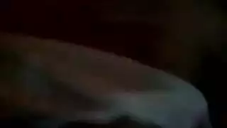 إباحية تركية مثيرة: شاب مثير ينيك صديقته على السرير