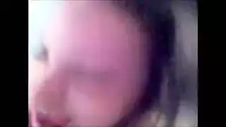 قحبة شهوانية ذات أثداء كبيرة ترقص وتتوسل لعلاقة جنسية صريحة