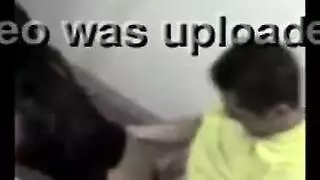 كس الشرموطة المشتعل يتلقى زب عميق في حمام عام بورنو عنيف