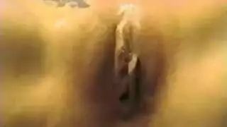 شهر عسل صاخب عروس كويتية تُقذف على وجهها