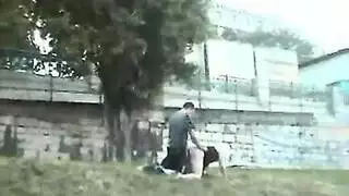 قطار جماعي أسود جميع الثقوب مشغولة