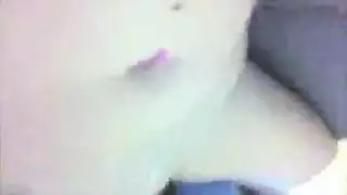 مغامرات بقضيب ضخم في فيلم إباحي مع مجموعة الأصدقاء